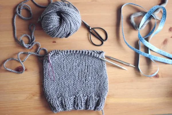 Jak zrobić czapkę samemu? Łatwy sposób dla początkujących krawców Jak zrobić czapkę samemu? Łatwy sposób dla początkujących krawców