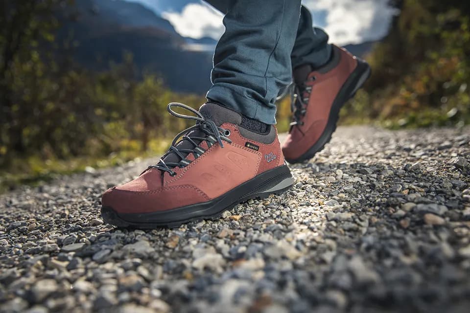 Gore-Tex buty: rewolucyjna technologia, która chroni przed deszczem i zimnem Gore-Tex buty: rewolucyjna technologia, która chroni przed deszczem i zimnem