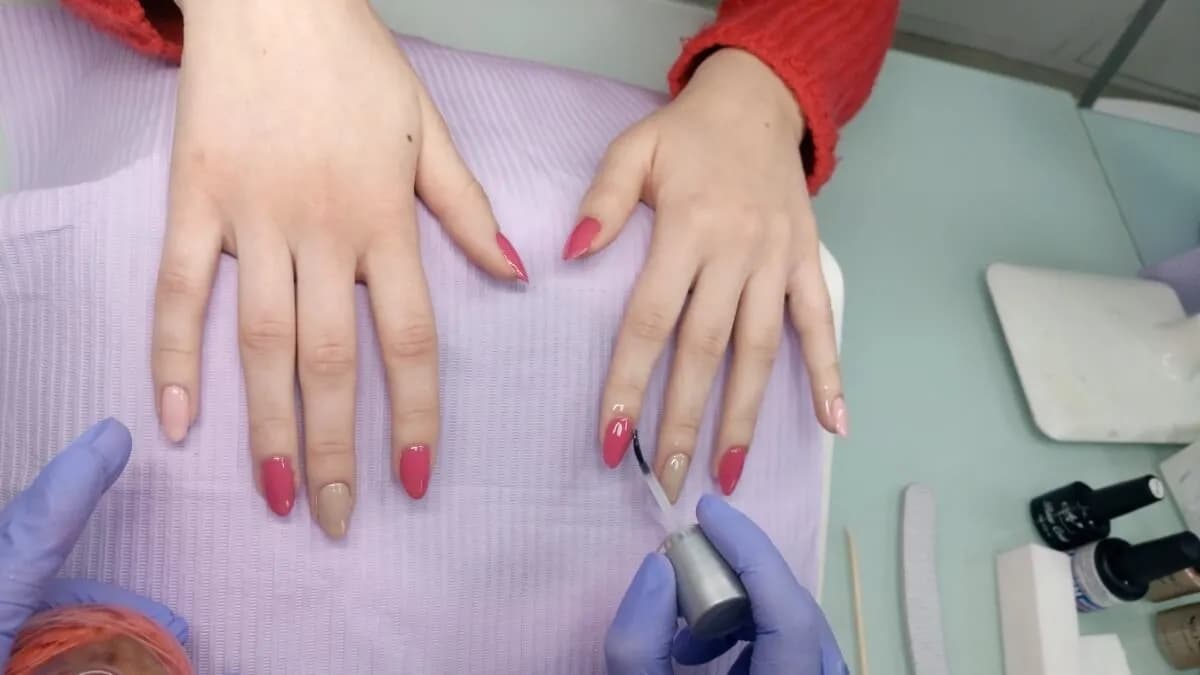 Kurs stylizacji paznokci od podstaw: Profesjonalne techniki bez porażek Kurs stylizacji paznokci od podstaw: Profesjonalne techniki bez porażek