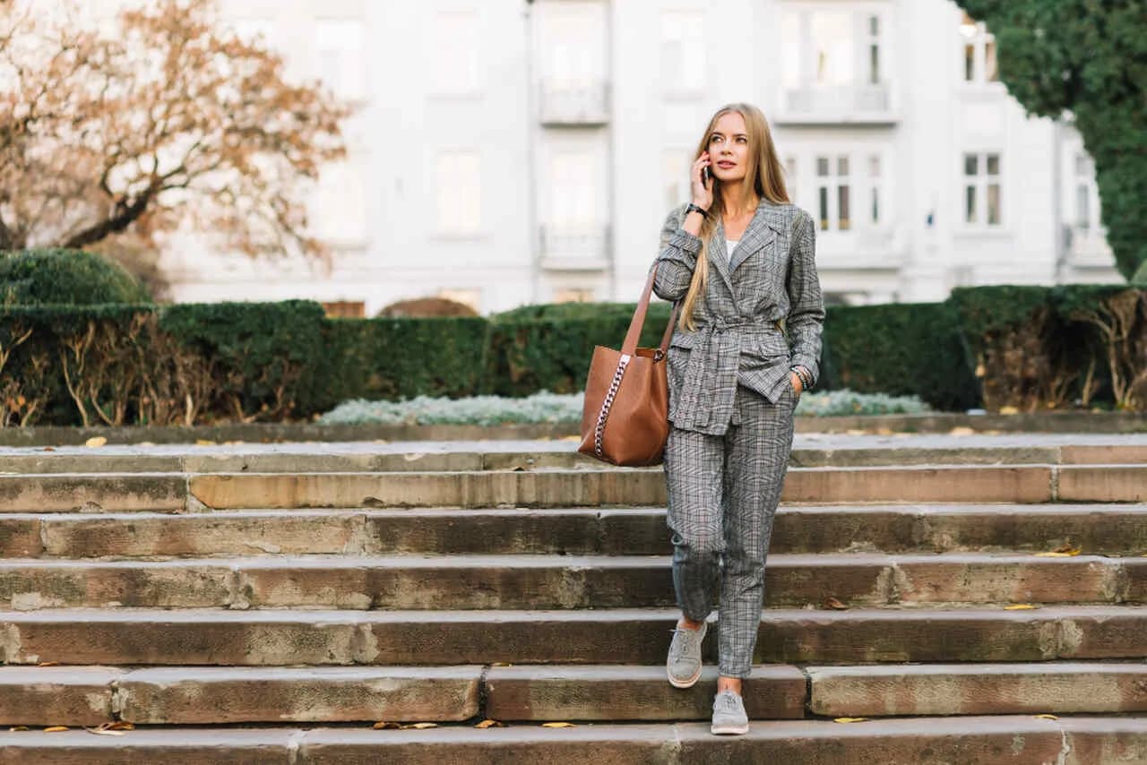 Jakie buty do koszuli w kratkę? 7 stylowych propozycji na każdą okazję Jakie buty do koszuli w kratkę? 7 stylowych propozycji na każdą okazję